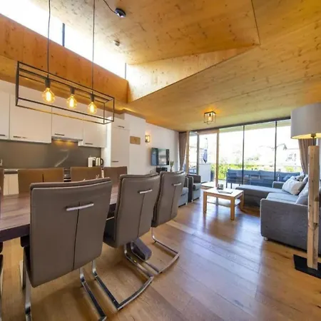 別荘 Stylish Retreat Near Wildkogel Gondola *