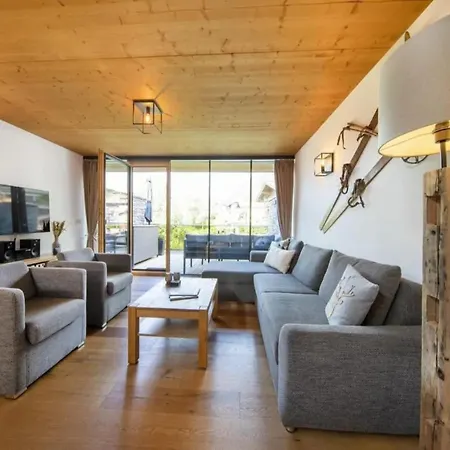 別荘 Stylish Retreat Near Wildkogel Gondola Neukirchen am Großvenediger