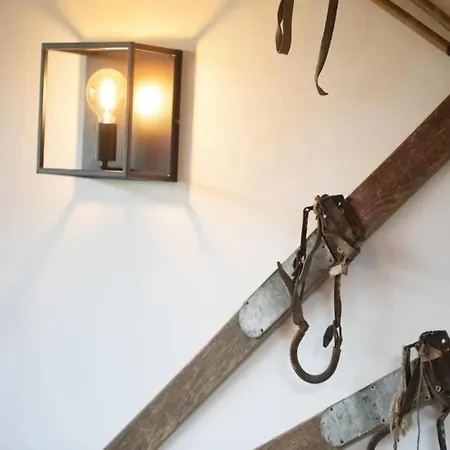 別荘 Stylish Retreat Near Wildkogel Gondola Neukirchen am Großvenediger
